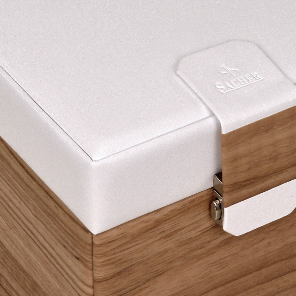 Evita Nordisk stil / Smykkeskrin i nordisk eg